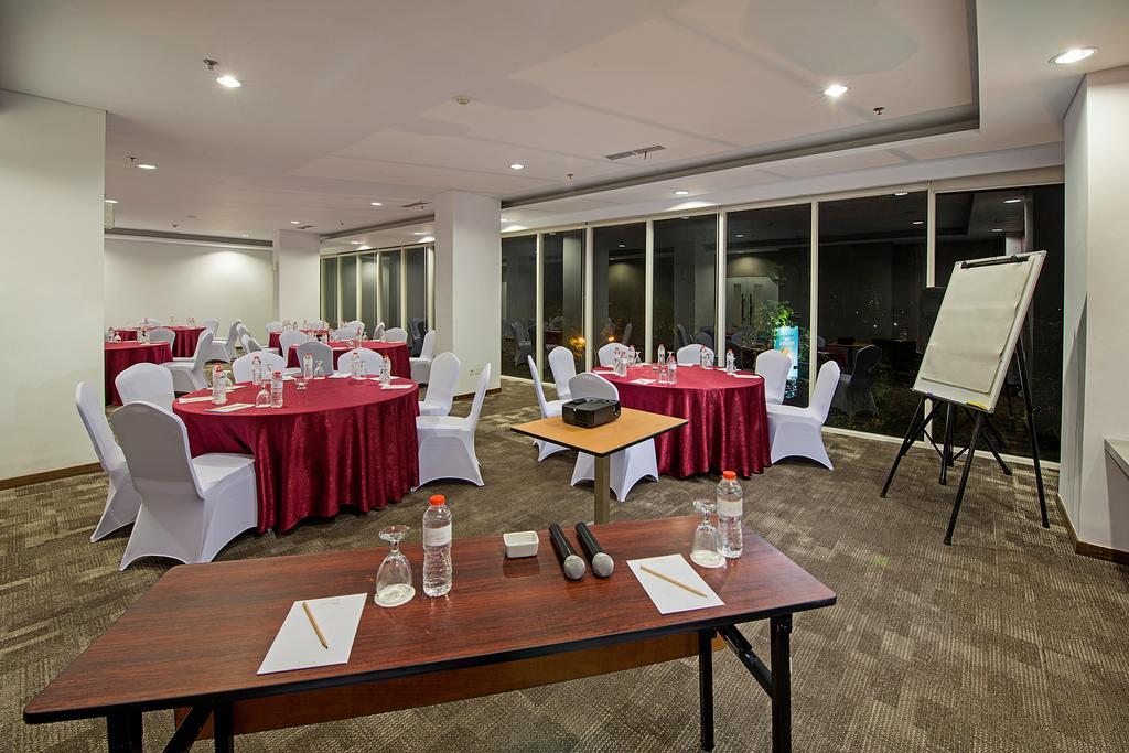 Whiz Prime Hotel Pajajaran Μπογκόρ Εξωτερικό φωτογραφία