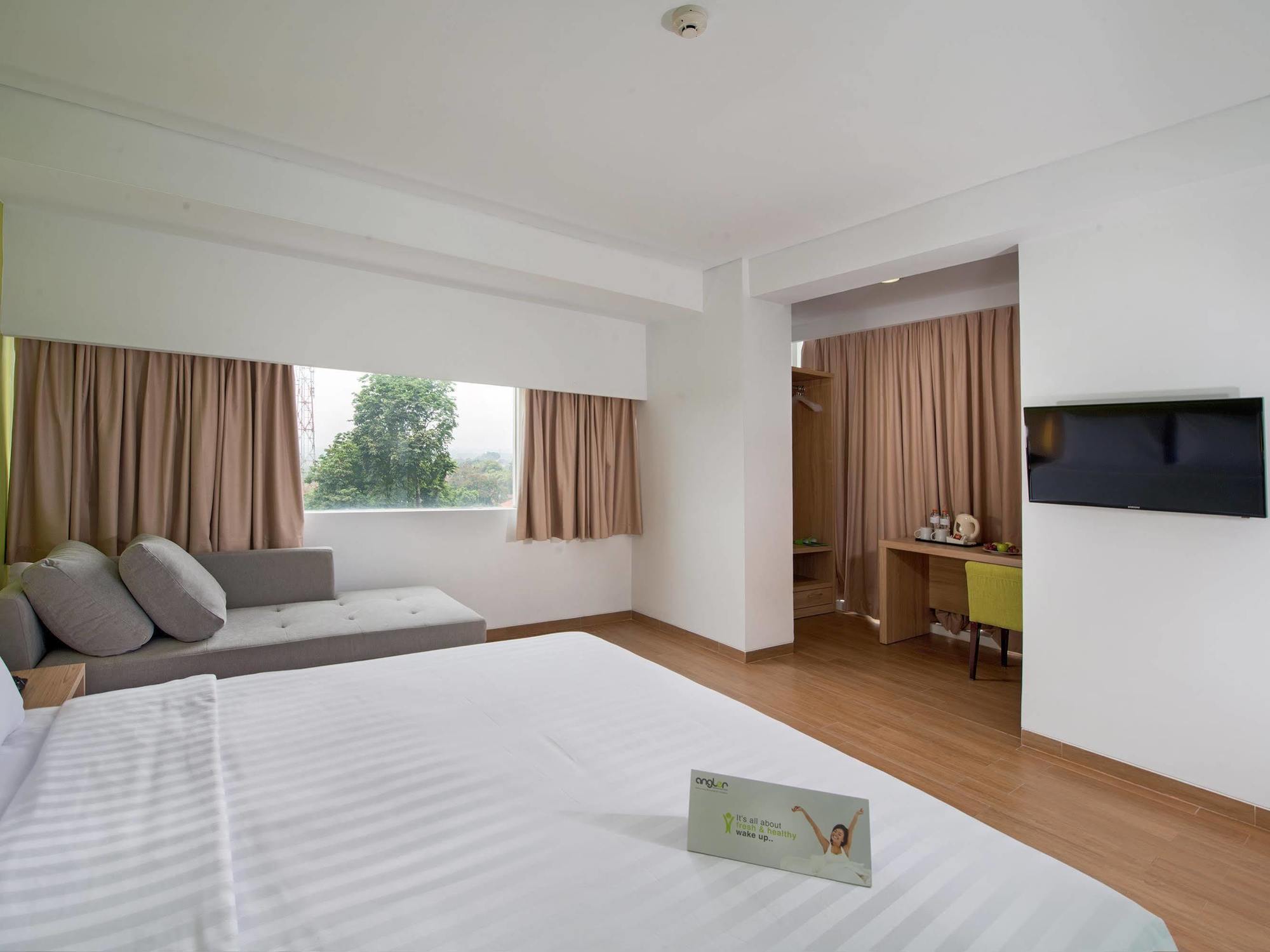 Whiz Prime Hotel Pajajaran Μπογκόρ Εξωτερικό φωτογραφία
