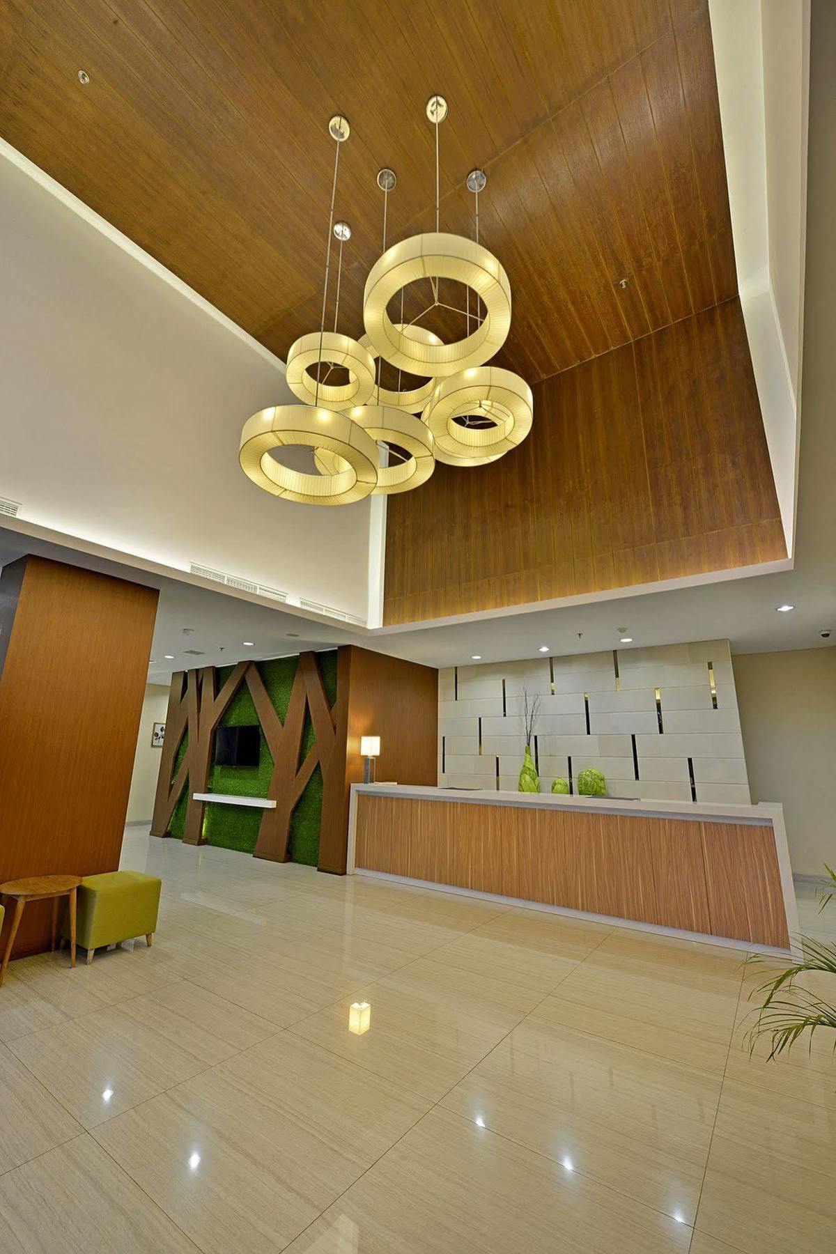 Whiz Prime Hotel Pajajaran Μπογκόρ Εξωτερικό φωτογραφία